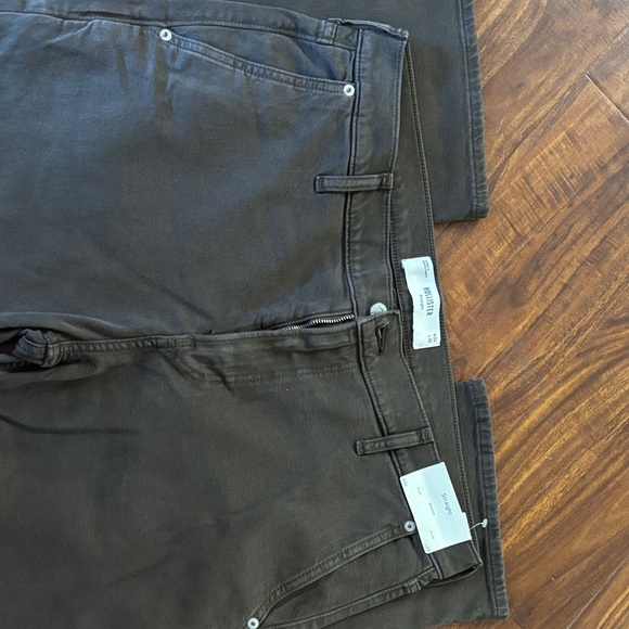 Hollister Men's Dark Brown Straight Jeans - Picture 2 of 2